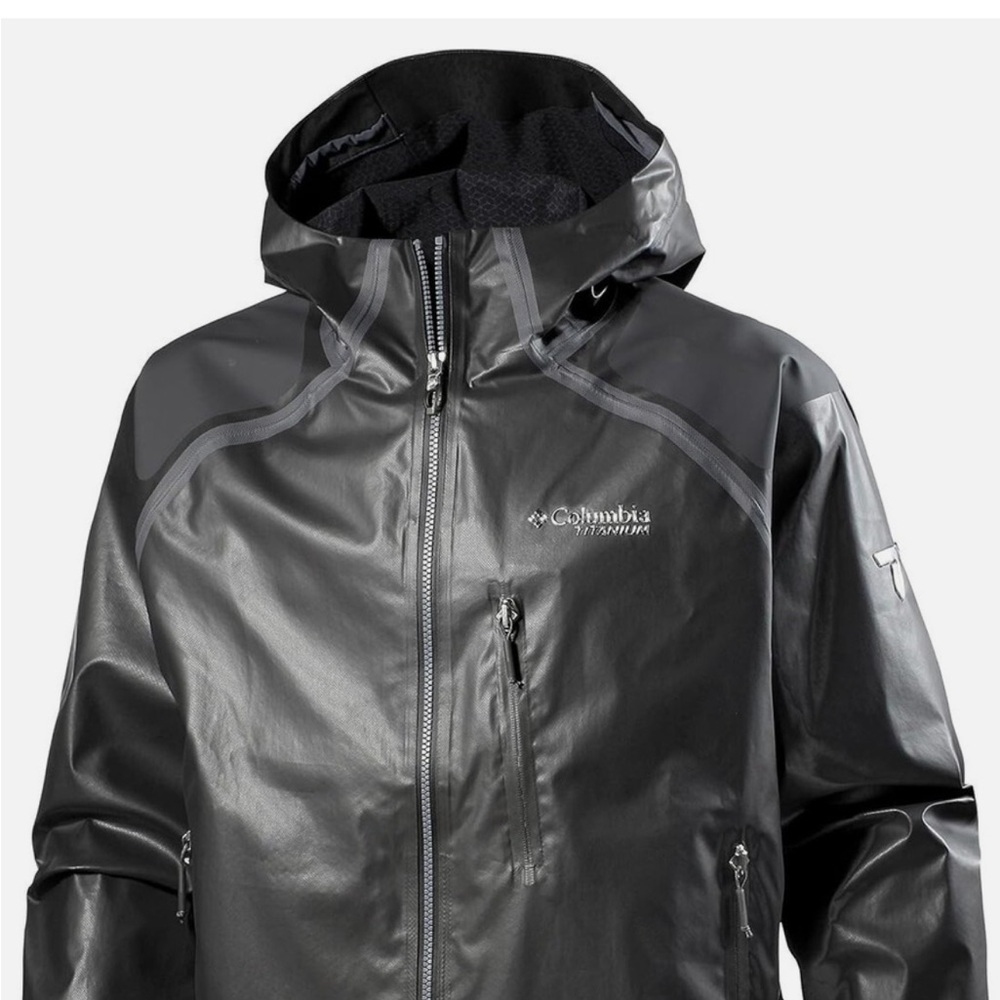 Columbia Black Titanium Raincoat Waterproof Hooded Performance